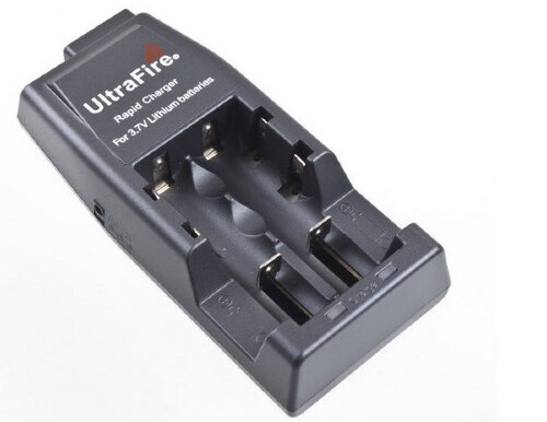 Универсальное зарядное устройство Ultrafire WF-139 - фото 2